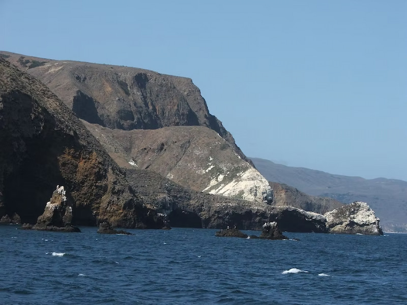Coastline of Santa Cruz Island coming up to Painted Cave