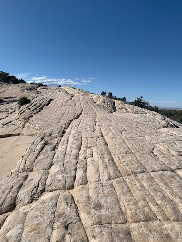 Billowed rock formations