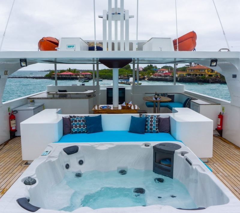 Top deck of the Grand Majestic Yacht